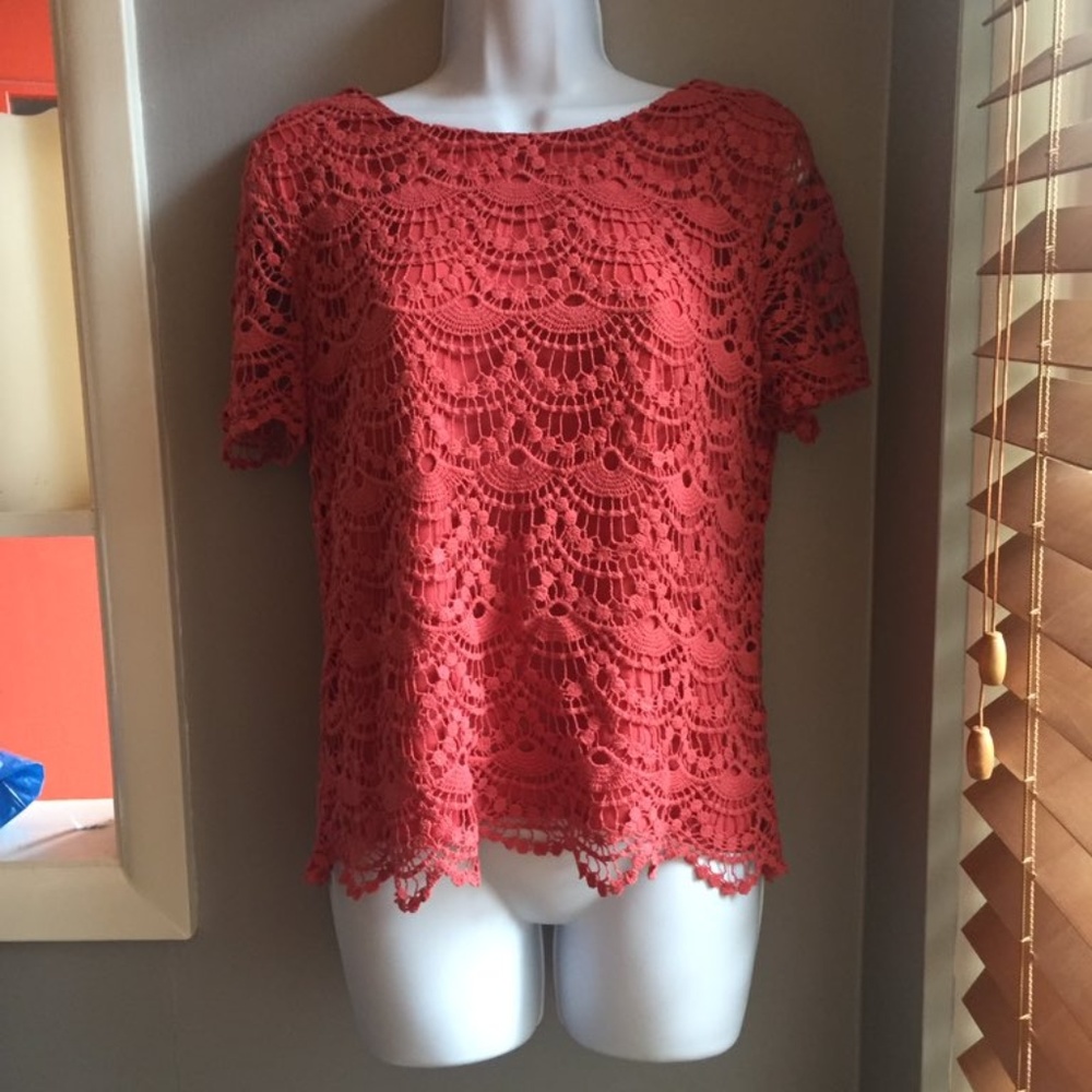 NWOT ORANGE LACE TOP FROM FOREVER 21 SIZE M!!